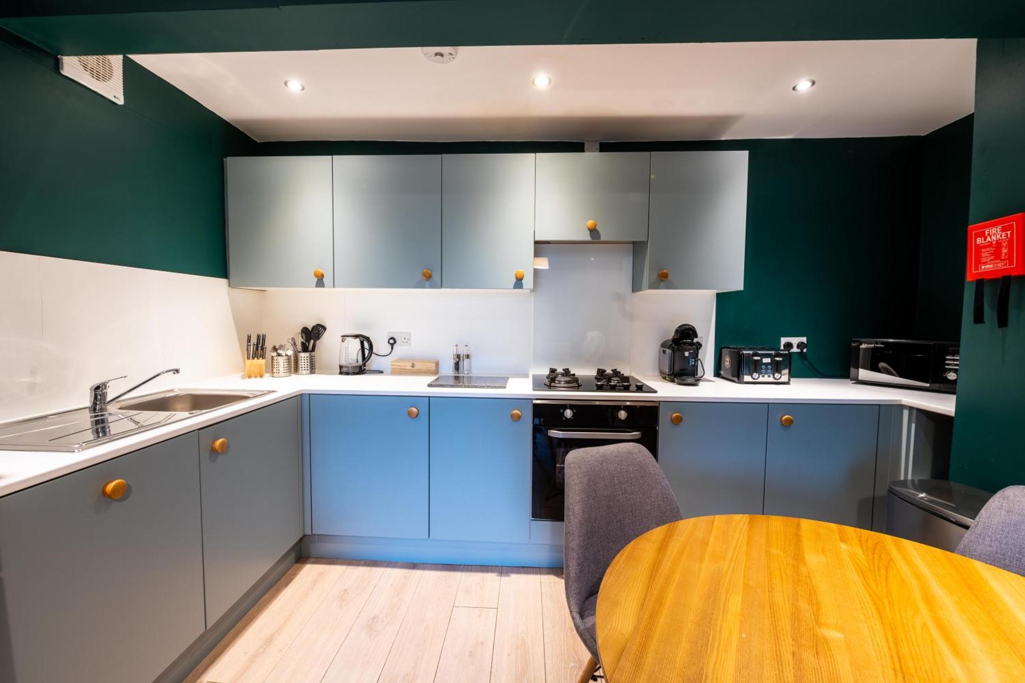 Aaron Wise - 17 Fitzhamon Apartments Cardiff Ngoại thất bức ảnh