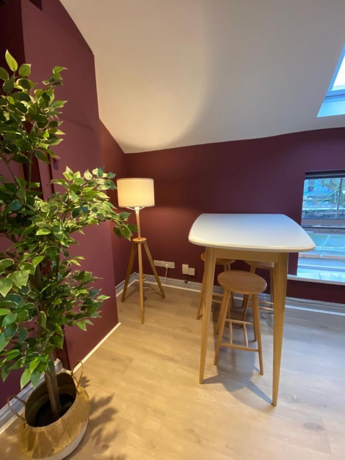 Aaron Wise - 17 Fitzhamon Apartments Cardiff Ngoại thất bức ảnh
