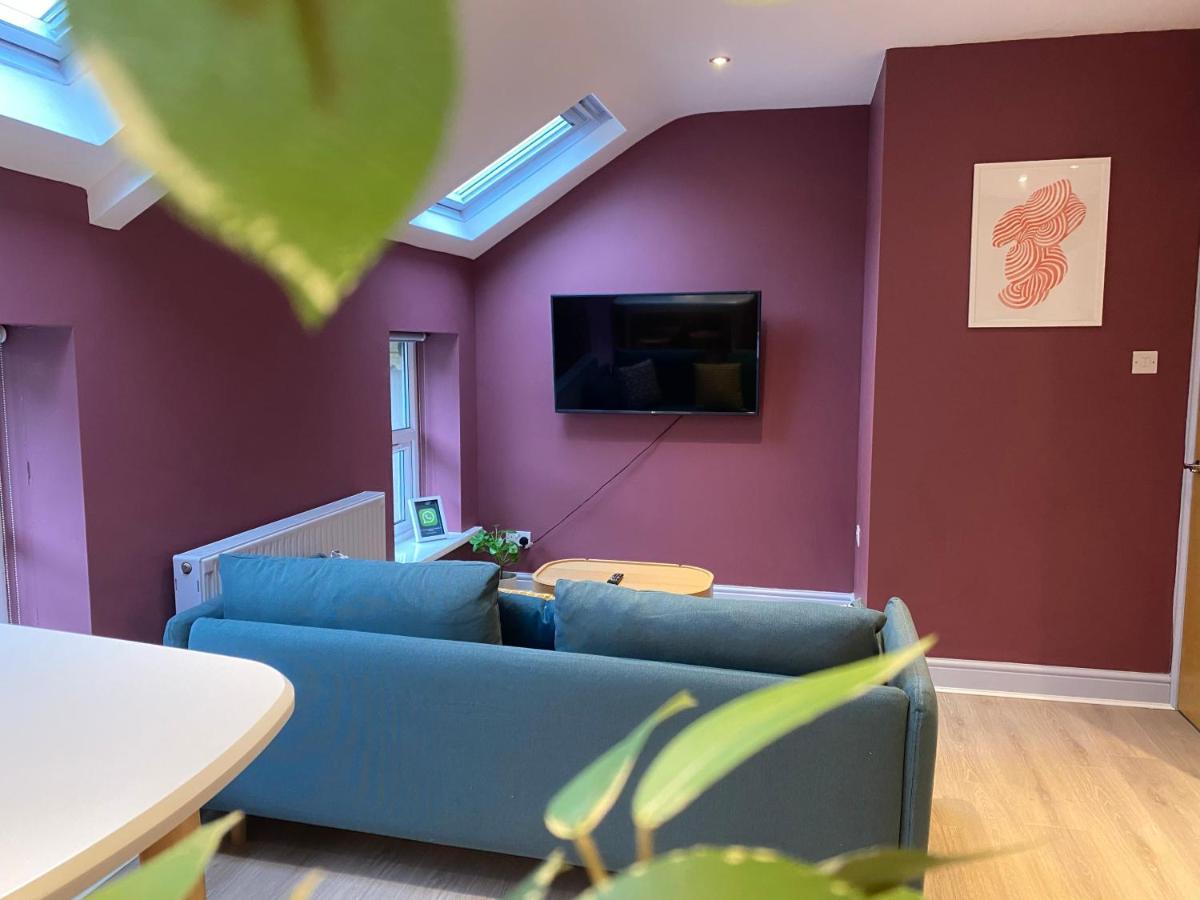Aaron Wise - 17 Fitzhamon Apartments Cardiff Ngoại thất bức ảnh