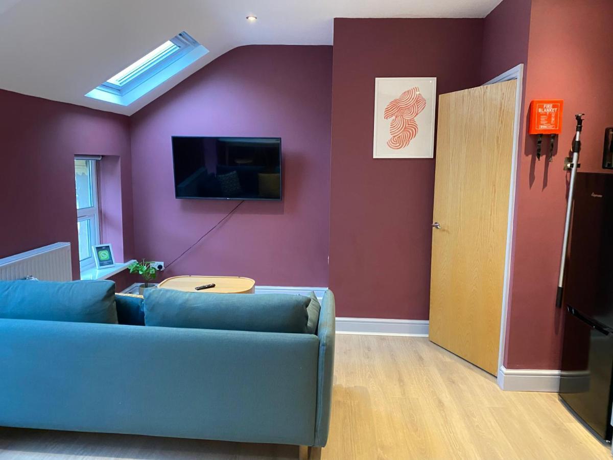 Aaron Wise - 17 Fitzhamon Apartments Cardiff Ngoại thất bức ảnh