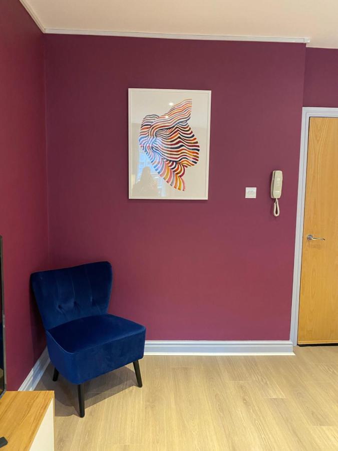 Aaron Wise - 17 Fitzhamon Apartments Cardiff Ngoại thất bức ảnh